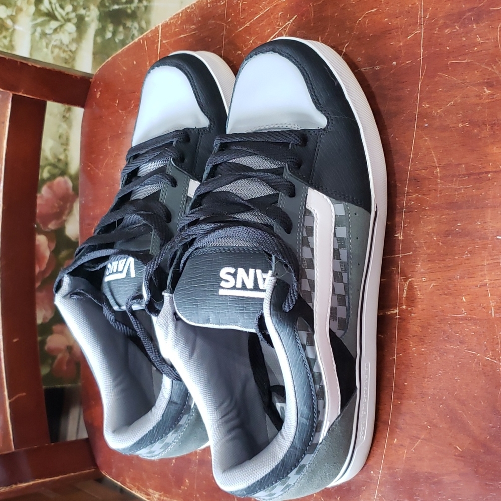 Vans Sz 12 sneakers
